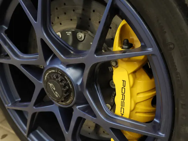 Image of Porsche 718 Cayman GT4 RS 368kW