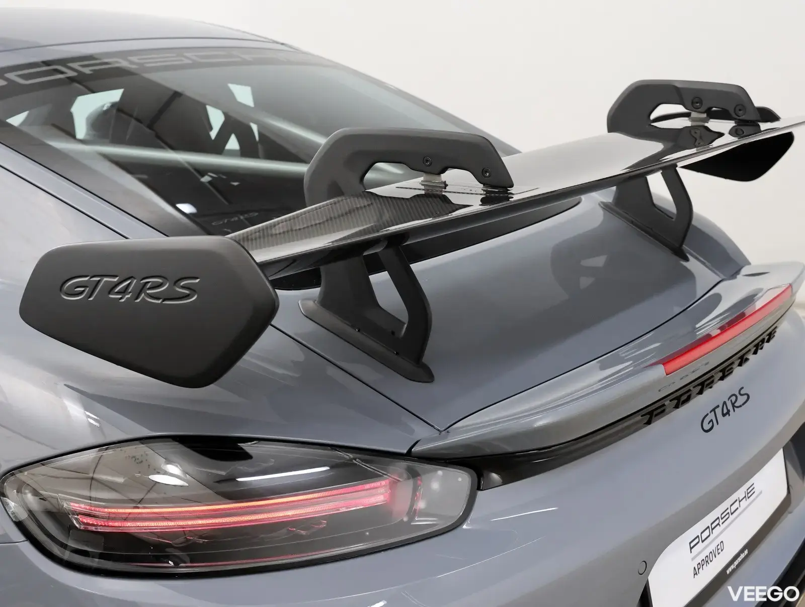 Porsche 718 Cayman GT4 RS 368kW