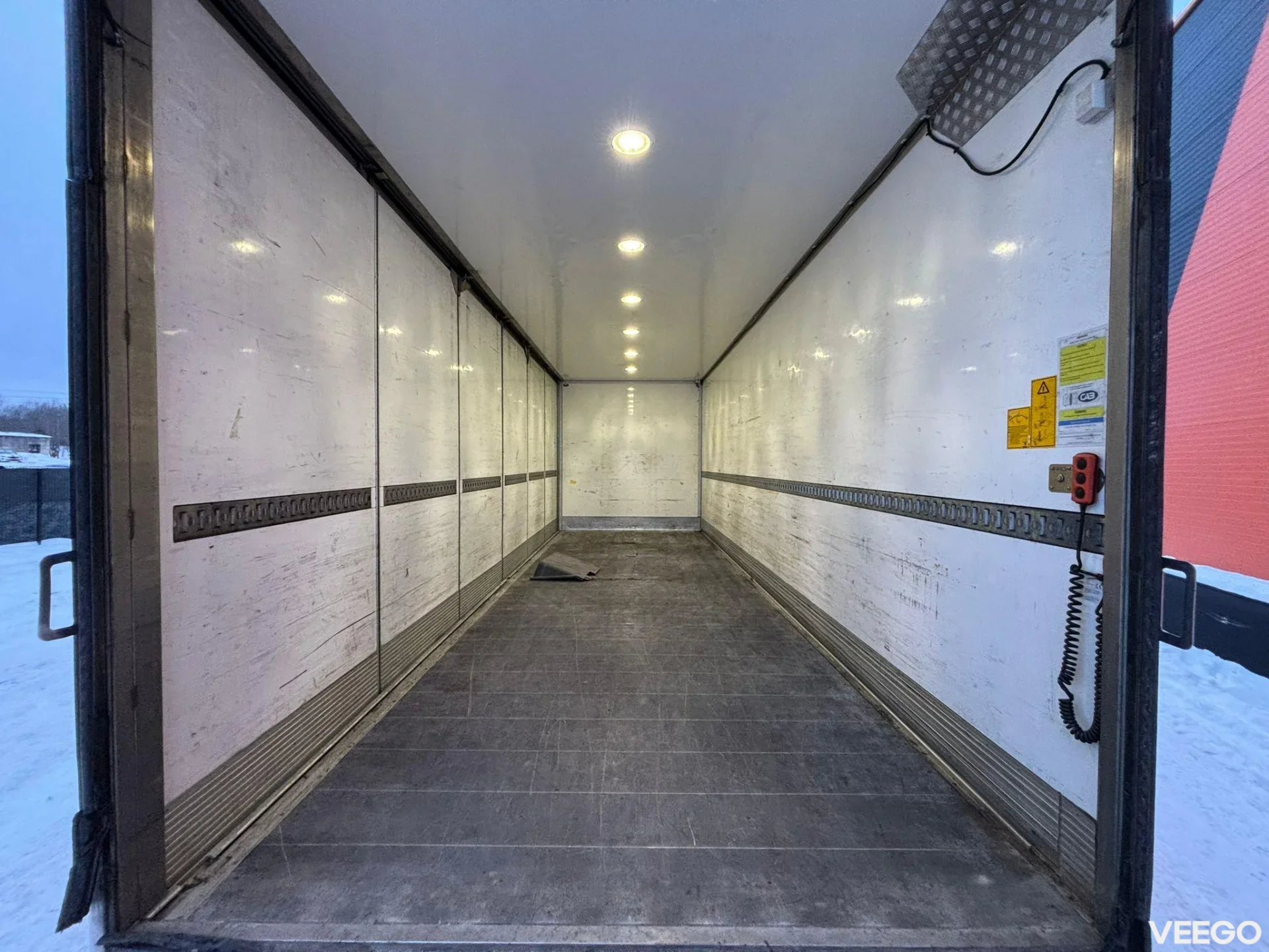 Mercedes-Benz Actros BOX L=7564 mm 240kW