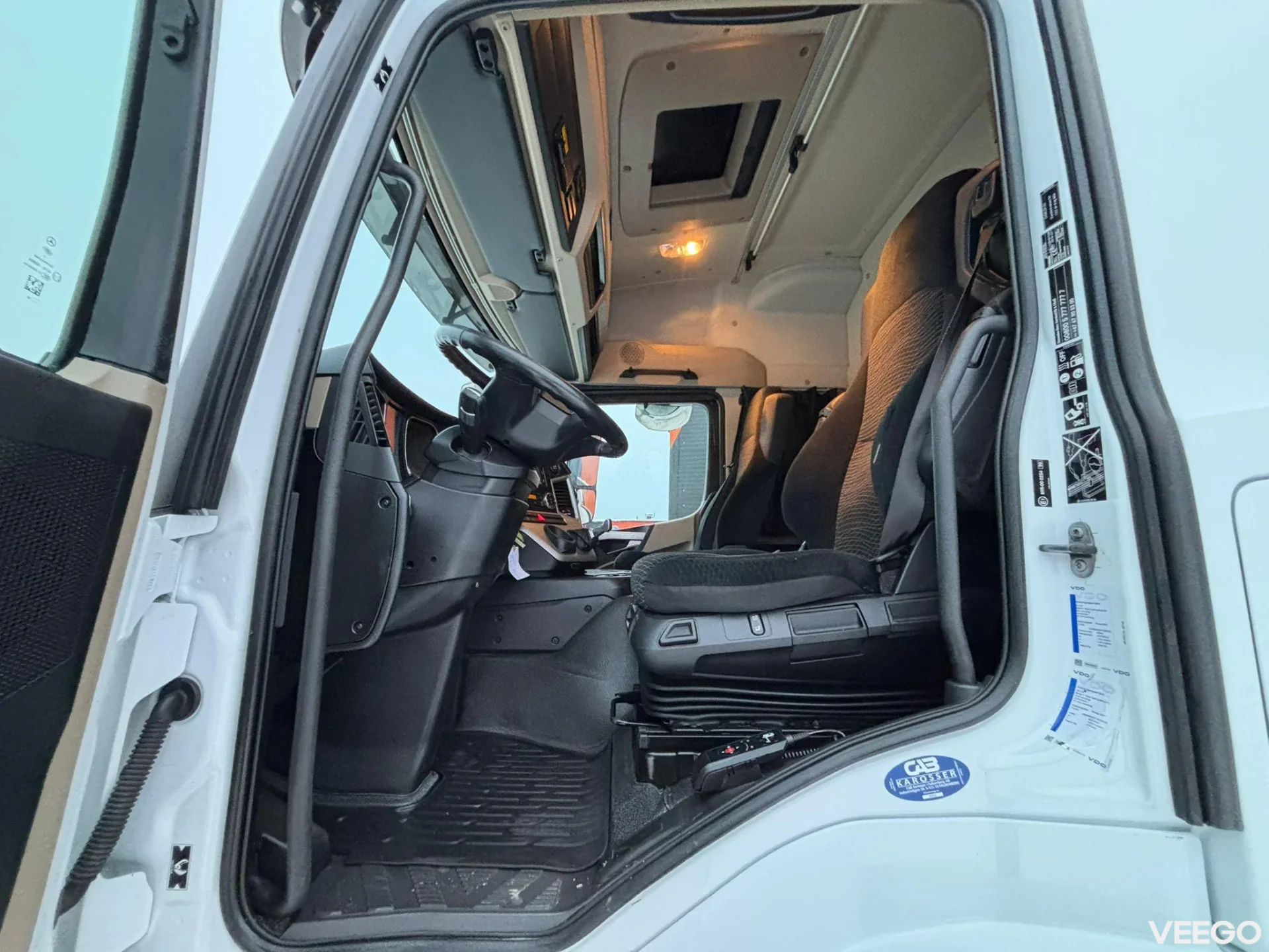 Mercedes-Benz Actros BOX L=7564 mm 240kW