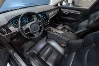 Volvo V90 Cross Country B4 KERS Mild Hybrid AWD PRO INTELLI SAFE MY21 2 145kW thumbnail