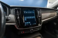 Volvo V90 Cross Country B4 KERS Mild Hybrid AWD PRO INTELLI SAFE MY21 2 145kW thumbnail