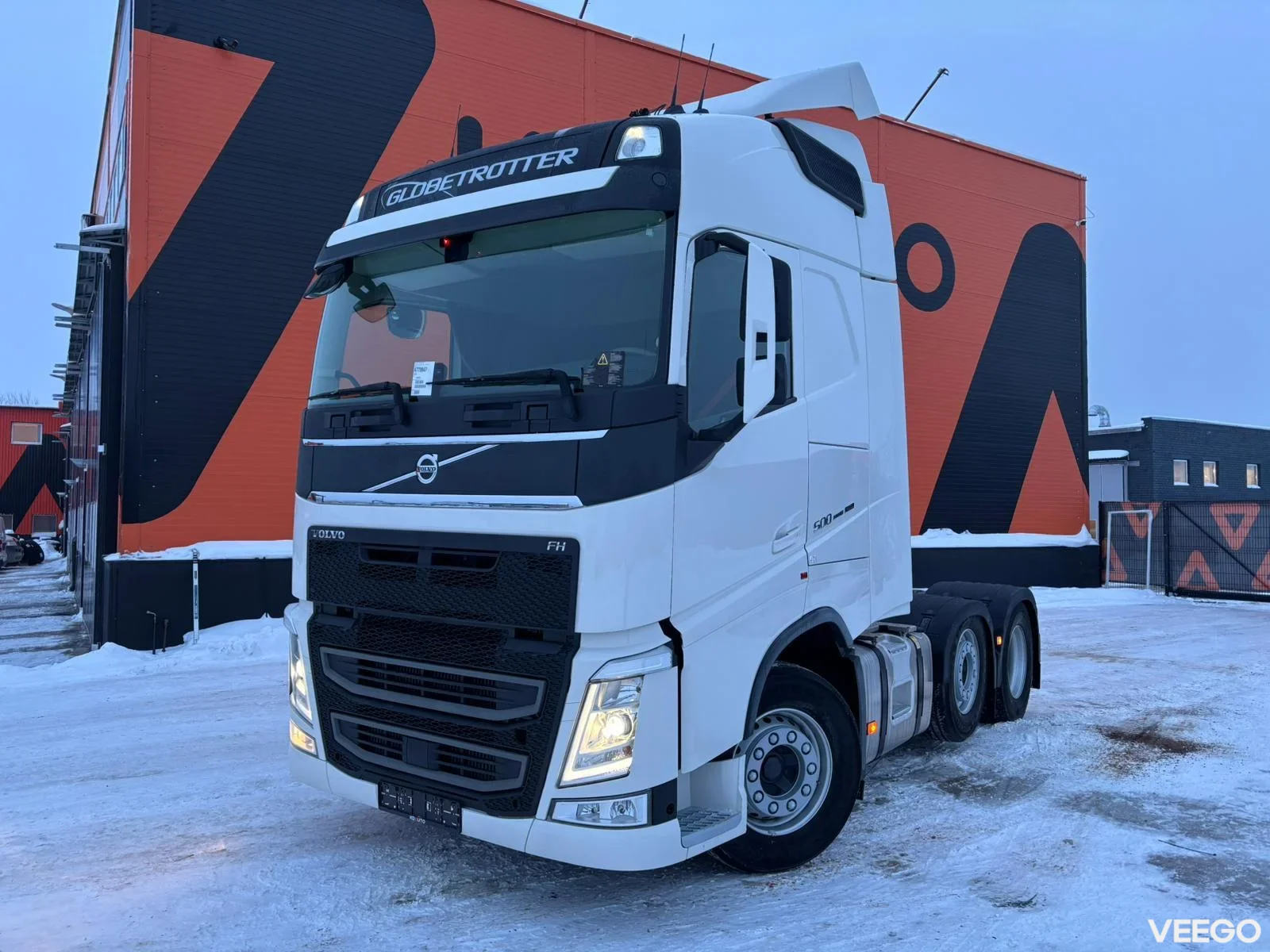 Volvo FH500 VOLVO DEMO TRUCK! / STEERED PUSHER AXLE 375kW