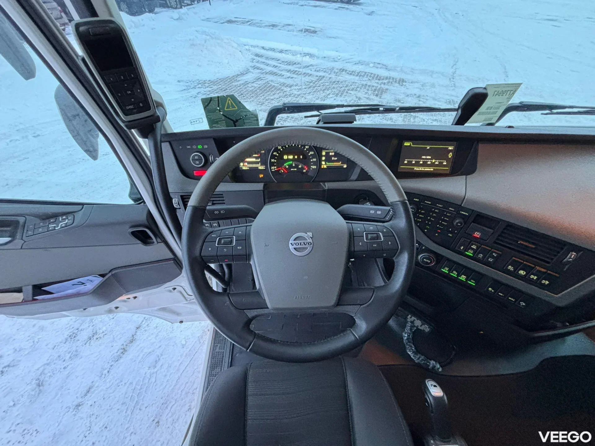 Volvo FH500 VOLVO DEMO TRUCK! / STEERED PUSHER AXLE 375kW