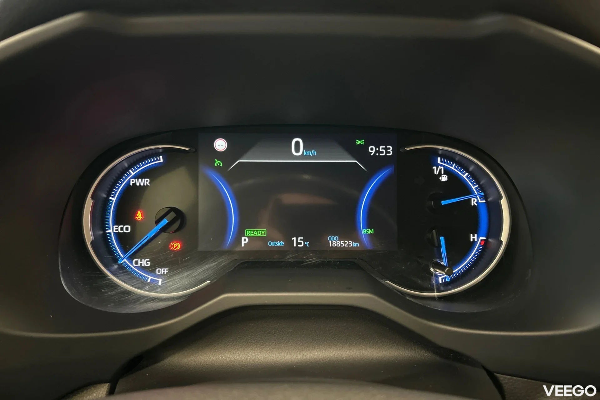 Toyota RAV4 Luxury Plus 2.5 131kW