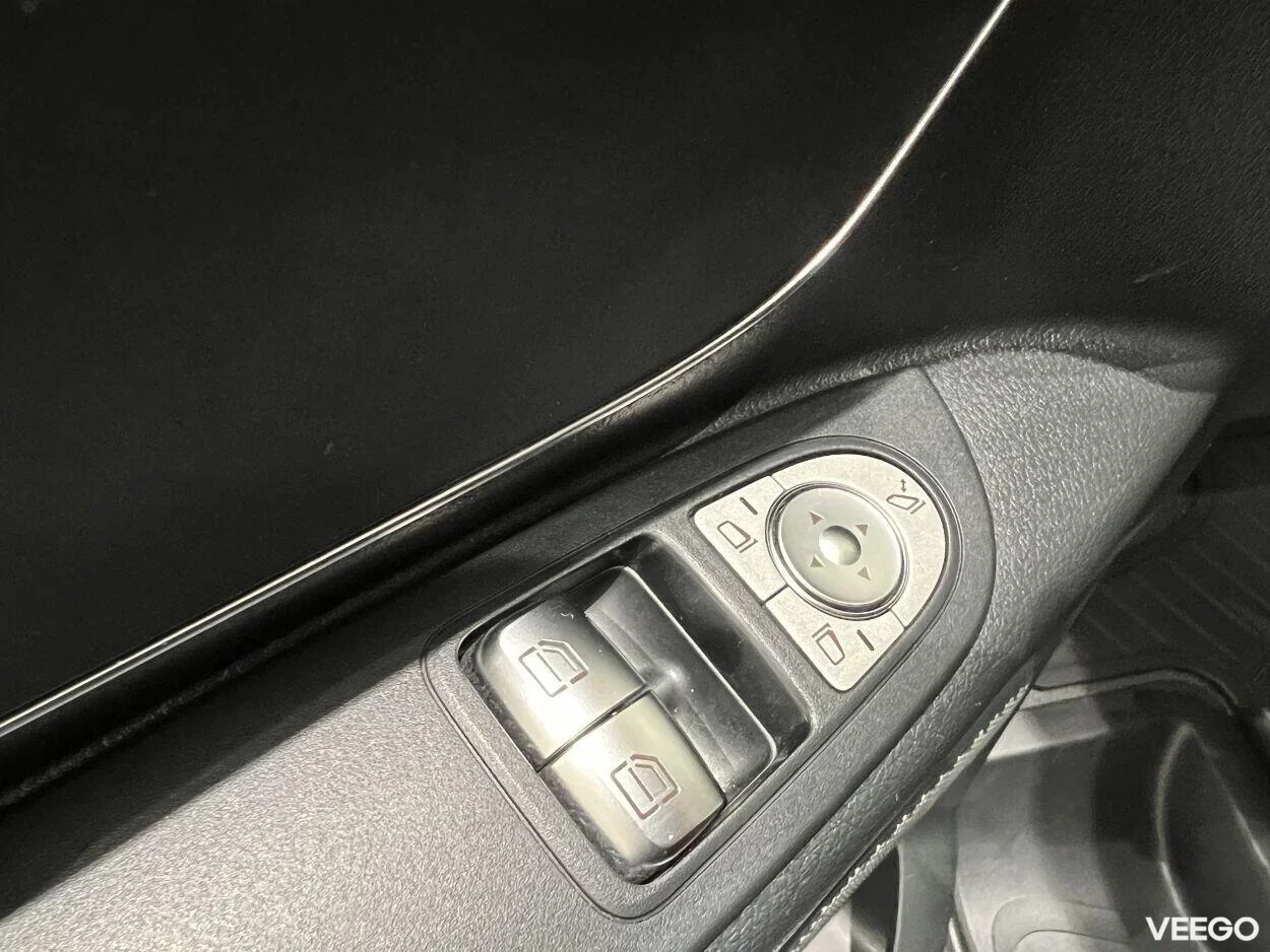 Mercedes-Benz Vito 116CDI 4Matic Mixto A2 N1 2 120kW