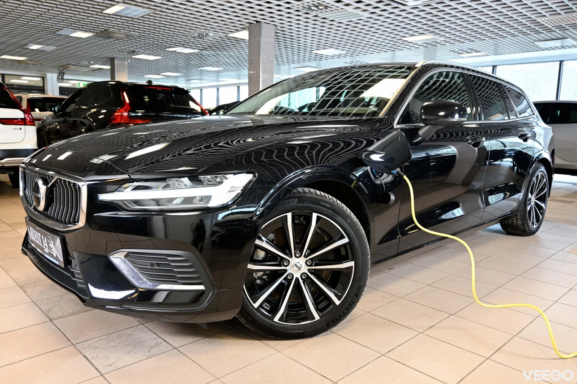 Volvo V60 AWD T6 DARK PLUS INTELLI SAFE PRO GOOGLE 2 293kW