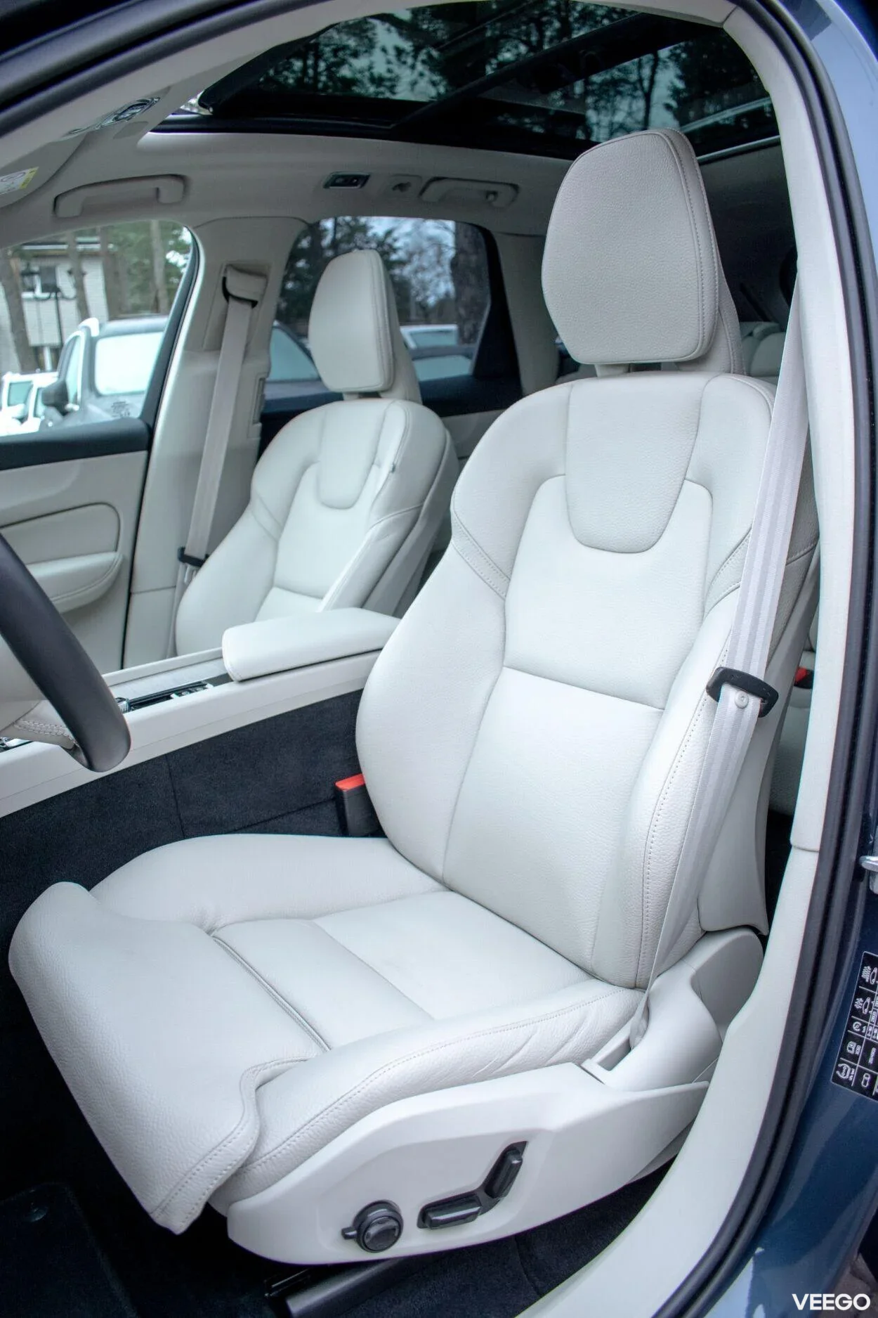 Volvo XC60 AWD Inscription Intelli PRO Wntr 2 251kW