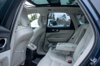 Volvo XC60 AWD Inscription Intelli PRO Wntr 2 251kW thumbnail