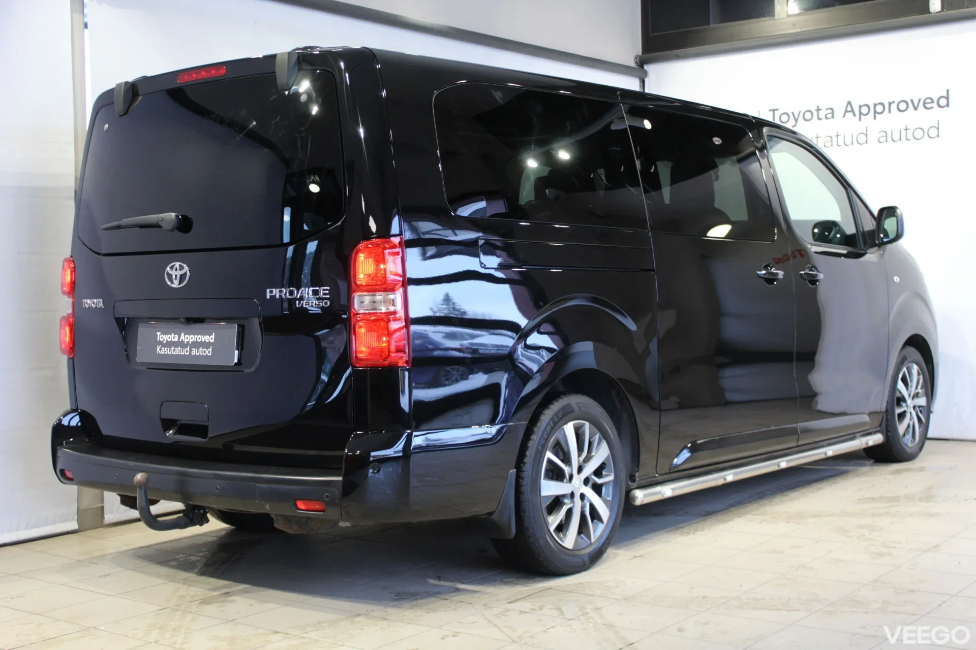 Toyota Proace Verso Long Executive 2 130kW