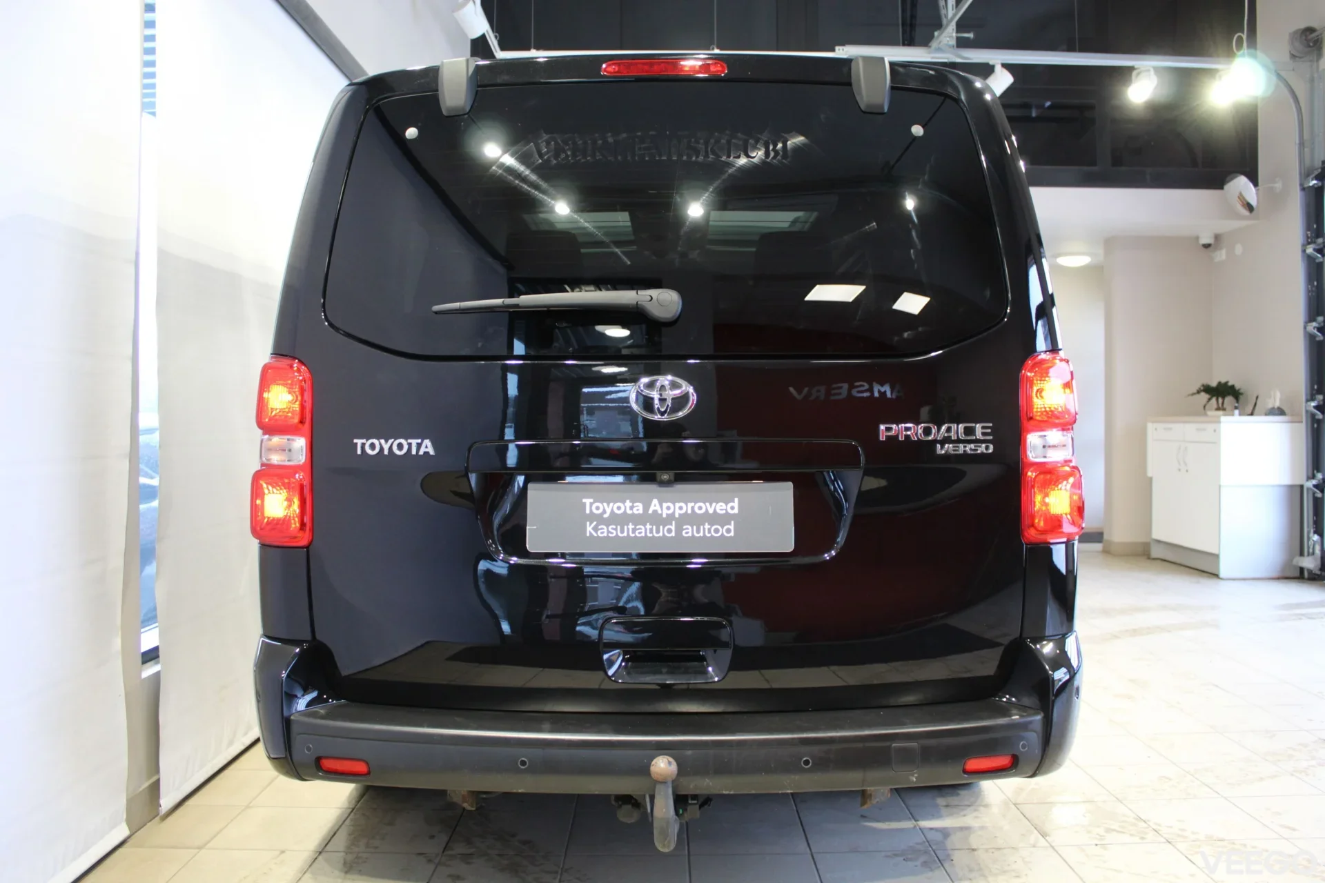 Toyota Proace Verso Long Executive 2 130kW