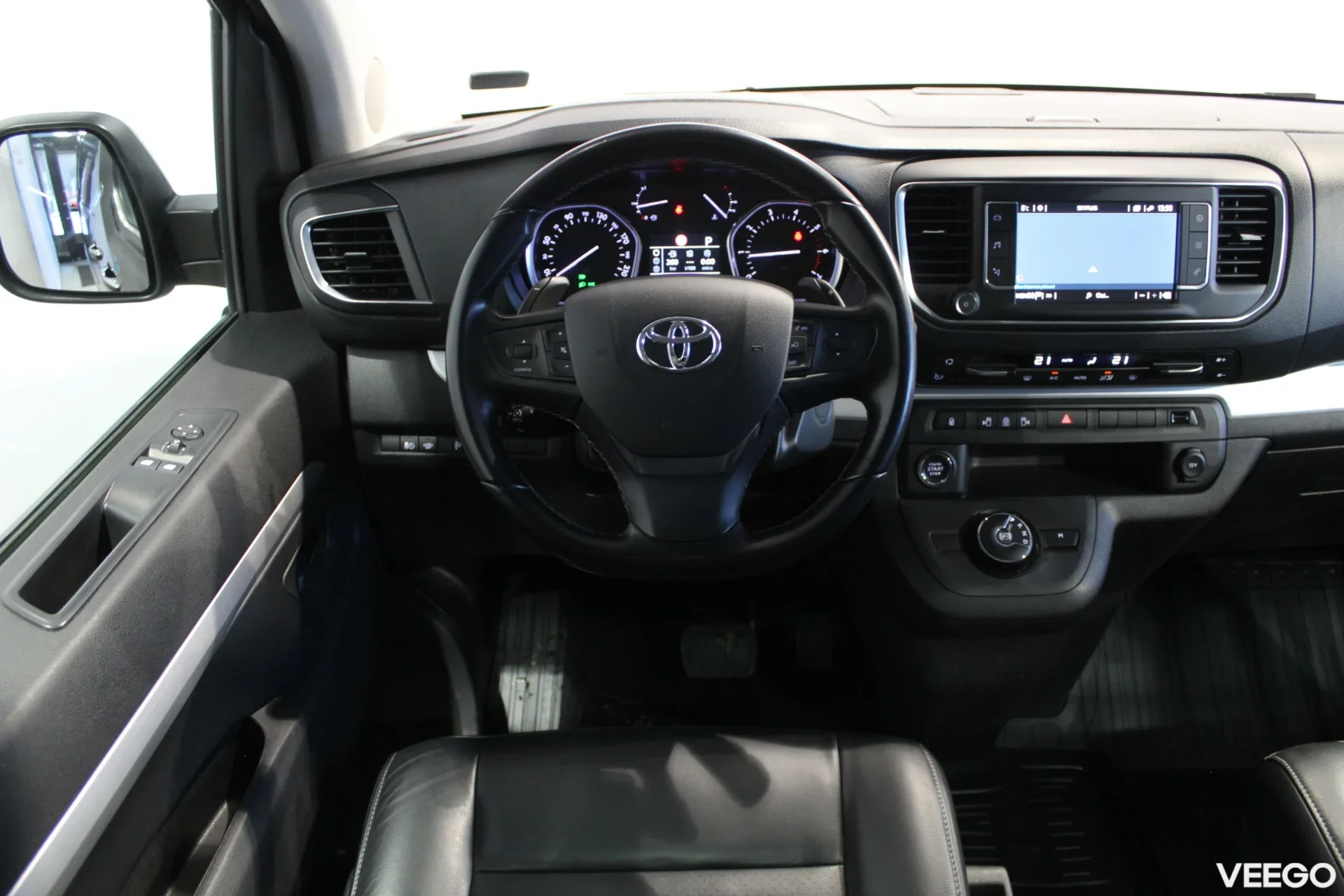 Toyota Proace Verso Long Executive 2 130kW