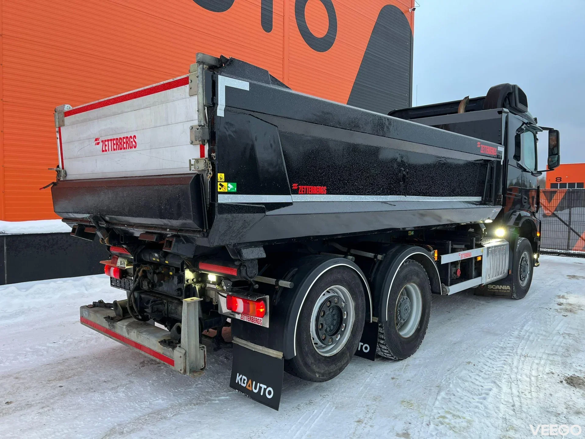 Mercedes-Benz Actros SIDE TIPPER / SNOW POLW EQUIPMENT / BOX L=5117 mm 310kW