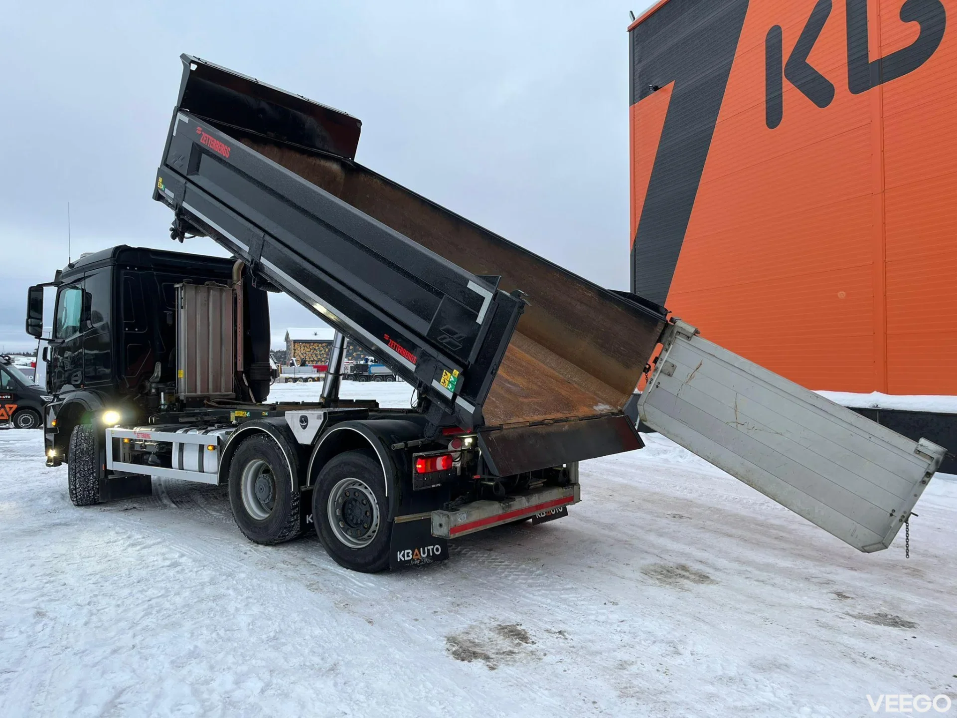 Mercedes-Benz Actros SIDE TIPPER / SNOW POLW EQUIPMENT / BOX L=5117 mm 310kW