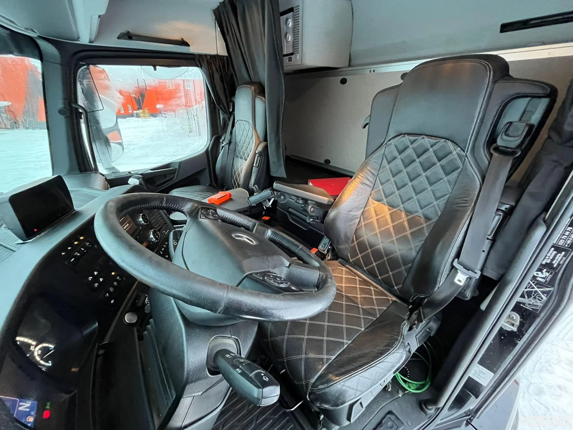 Mercedes-Benz Actros SIDE TIPPER / SNOW POLW EQUIPMENT / BOX L=5117 mm 310kW