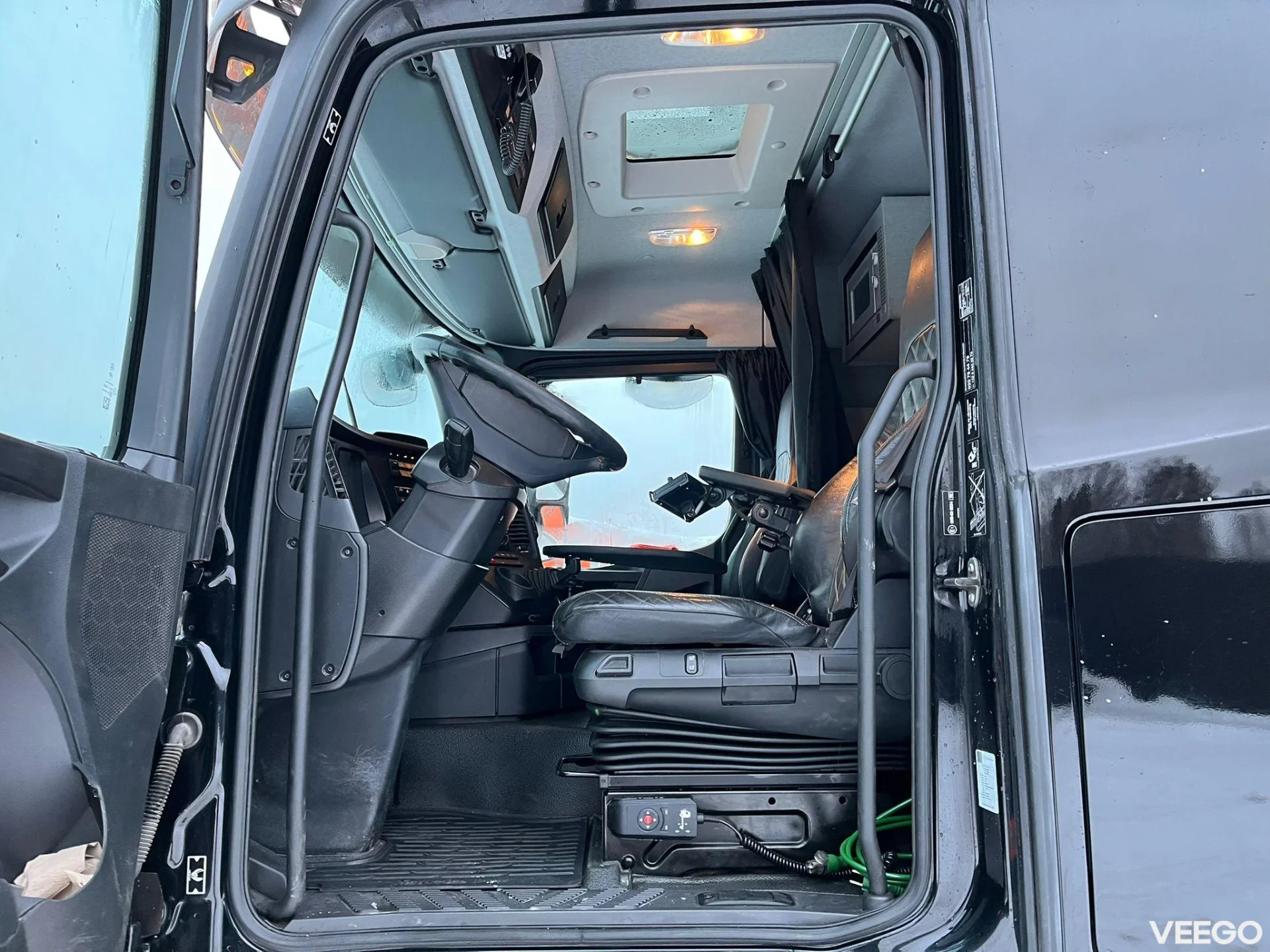 Mercedes-Benz Actros SIDE TIPPER / SNOW POLW EQUIPMENT / BOX L=5117 mm 310kW