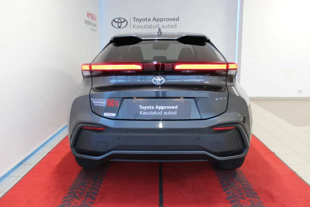 Image of Toyota C-HR Style + Multimedia pakett 1.8 72kW