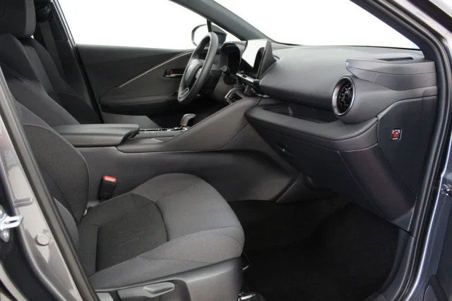 Image of Toyota C-HR Style + Multimedia pakett 1.8 72kW