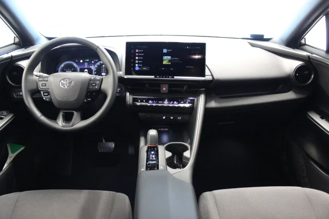 Image of Toyota C-HR Style + Multimedia pakett 1.8 72kW