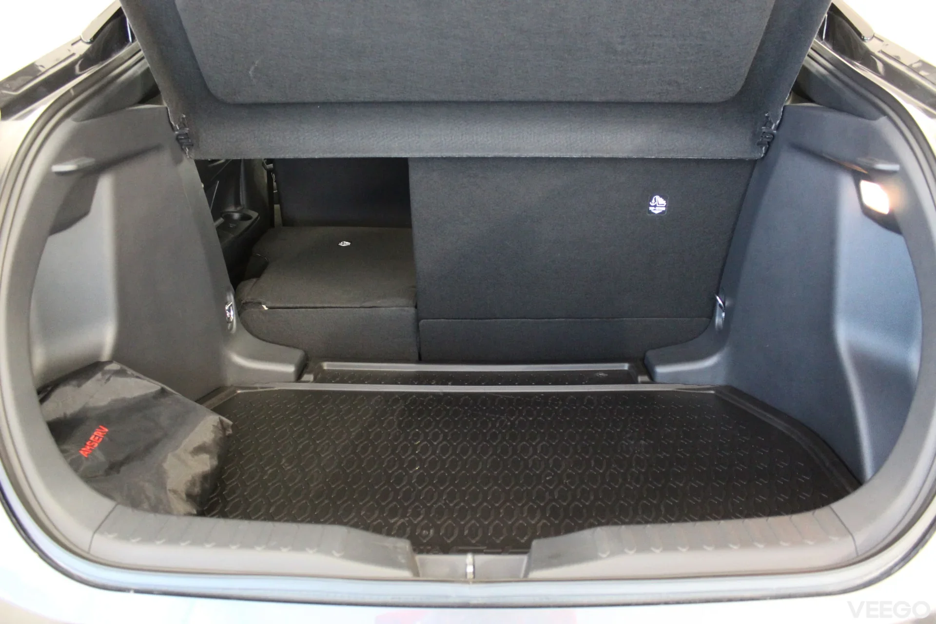 Toyota C-HR Style + Multimedia pakett 1.8 72kW