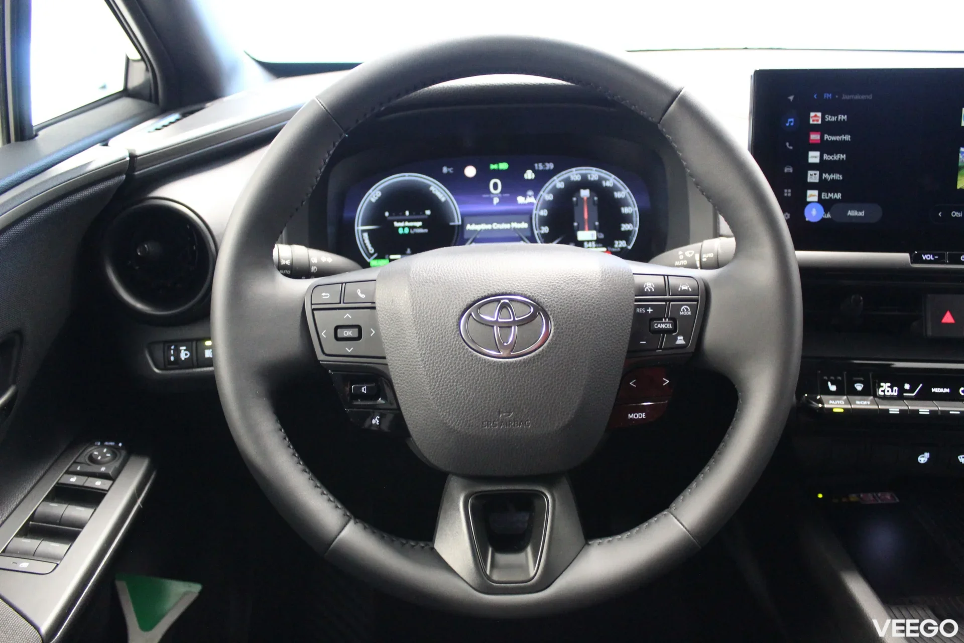 Toyota C-HR Style + Multimedia pakett 1.8 72kW