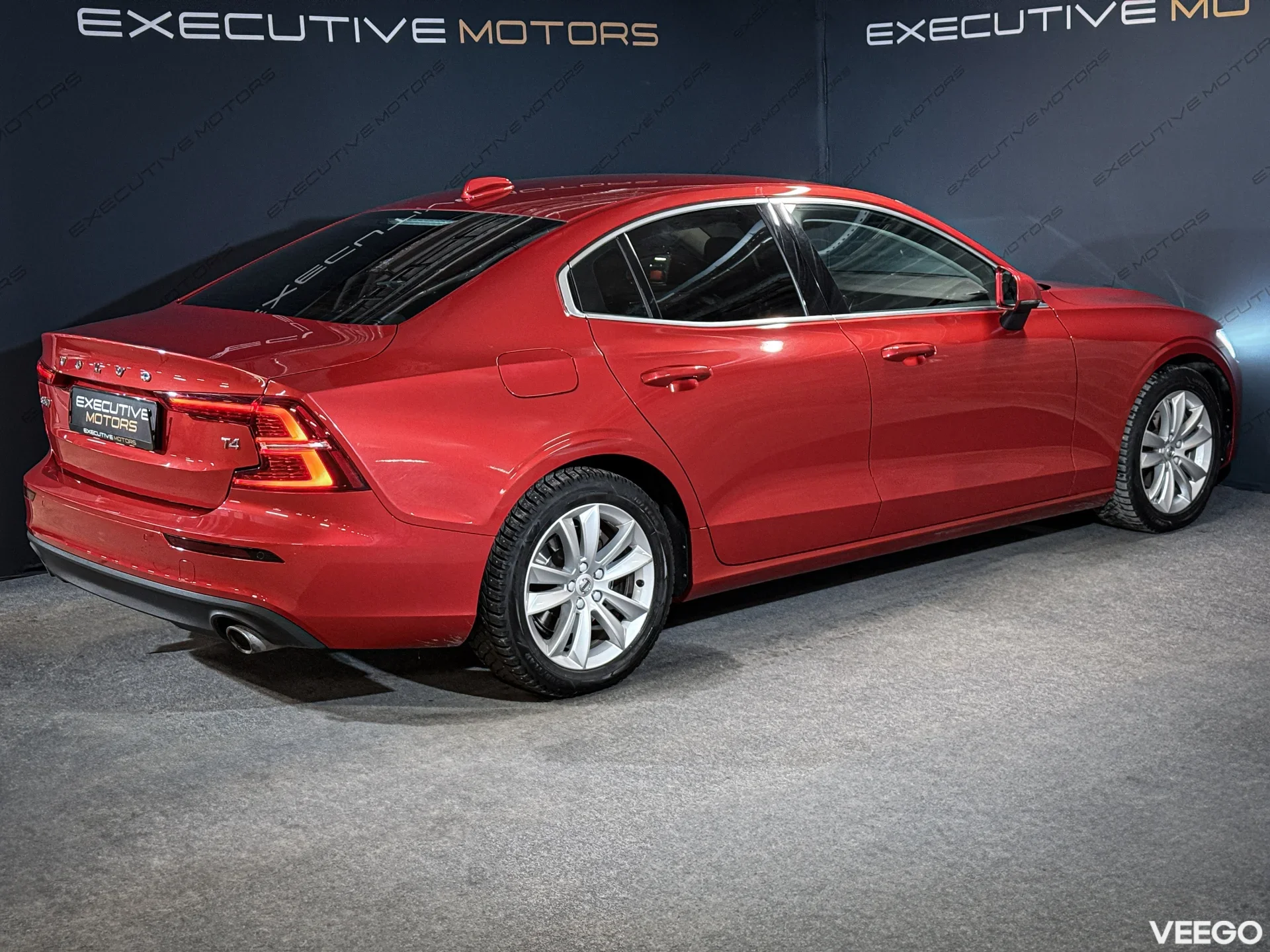 Volvo S60 Momentum Advanced 2.0 140kW
