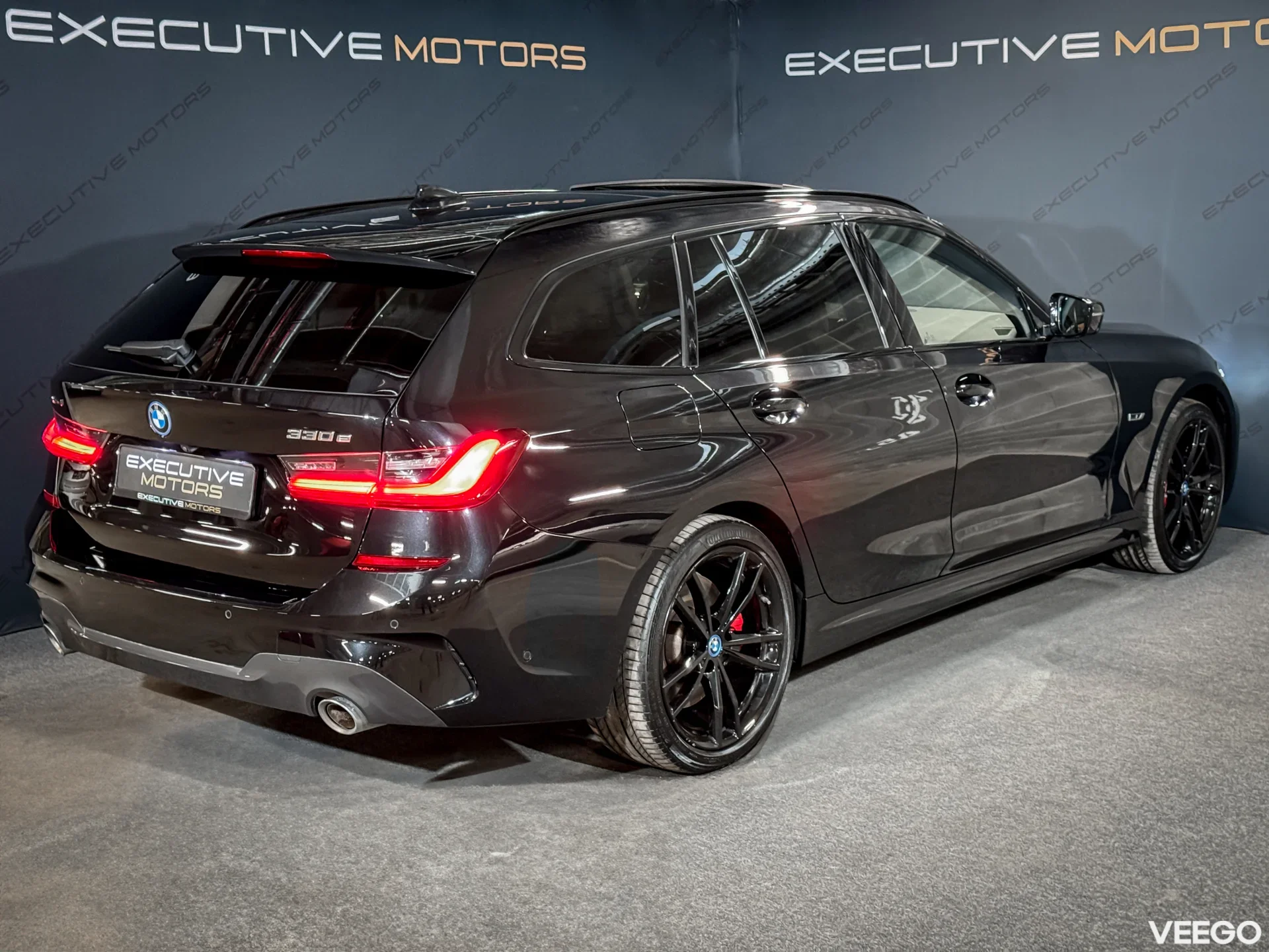 BMW 330 e xDrive M-Sportpakett 2.0 215kW