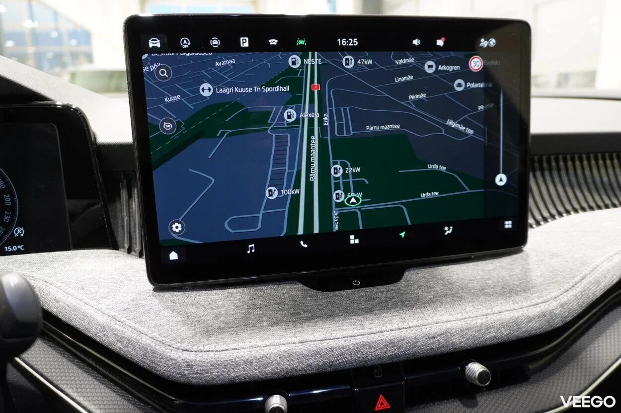 Skoda Superb SELECTION COMBI 2 110kW