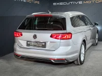 Volkswagen Passat Variant Executive 1.5 110kW thumbnail