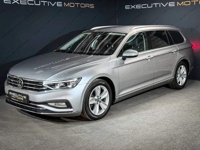 Image of Volkswagen Passat Variant Executive 1.5 110kW