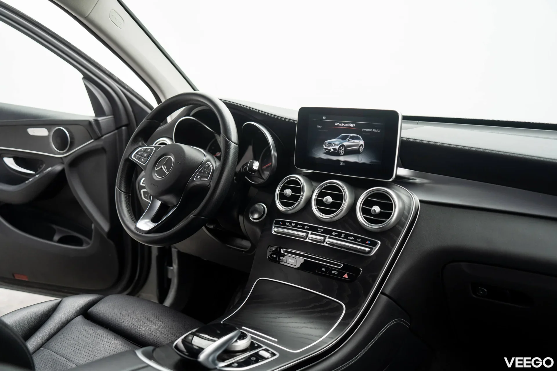 Mercedes-Benz GLC350 e 4Matic Luxury 2.0 235kW