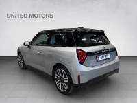 Mini Cooper E eDrive Classic Trim 135kW thumbnail