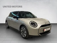 Mini Cooper E eDrive Classic Trim 135kW thumbnail
