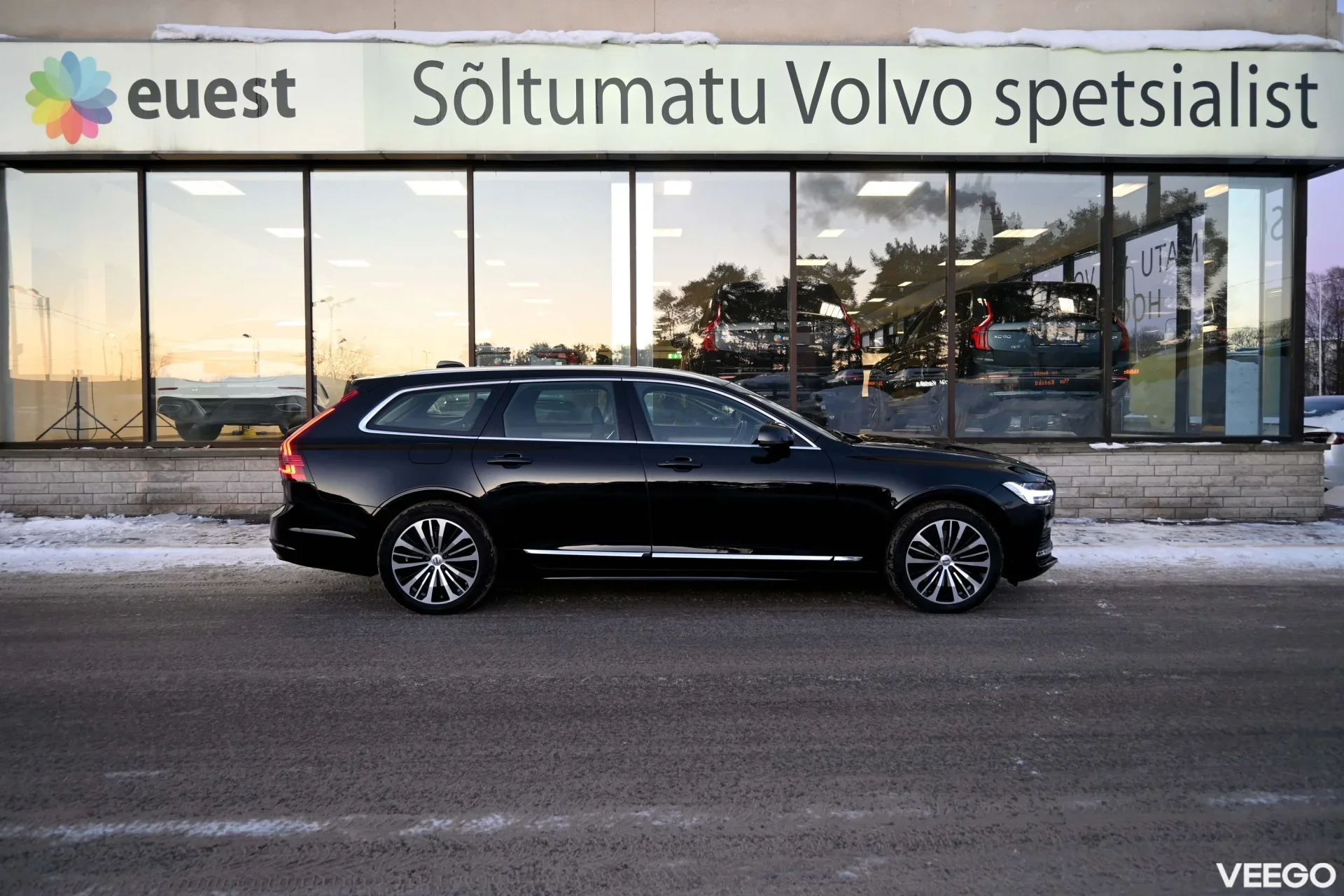 Volvo V90 T8 PLUS BRIGHT INTELLI SAFE GOOGLE MY2023 2 335kW