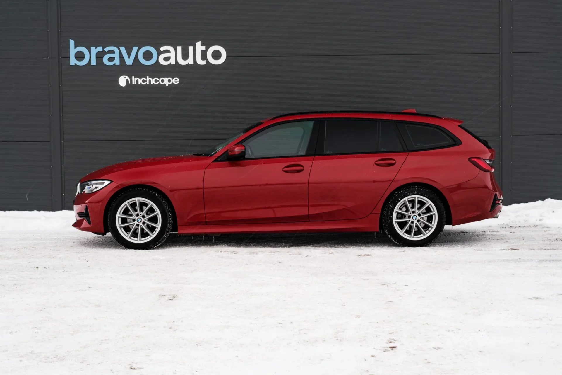 BMW 318 d Touring MHEV 2 110kW