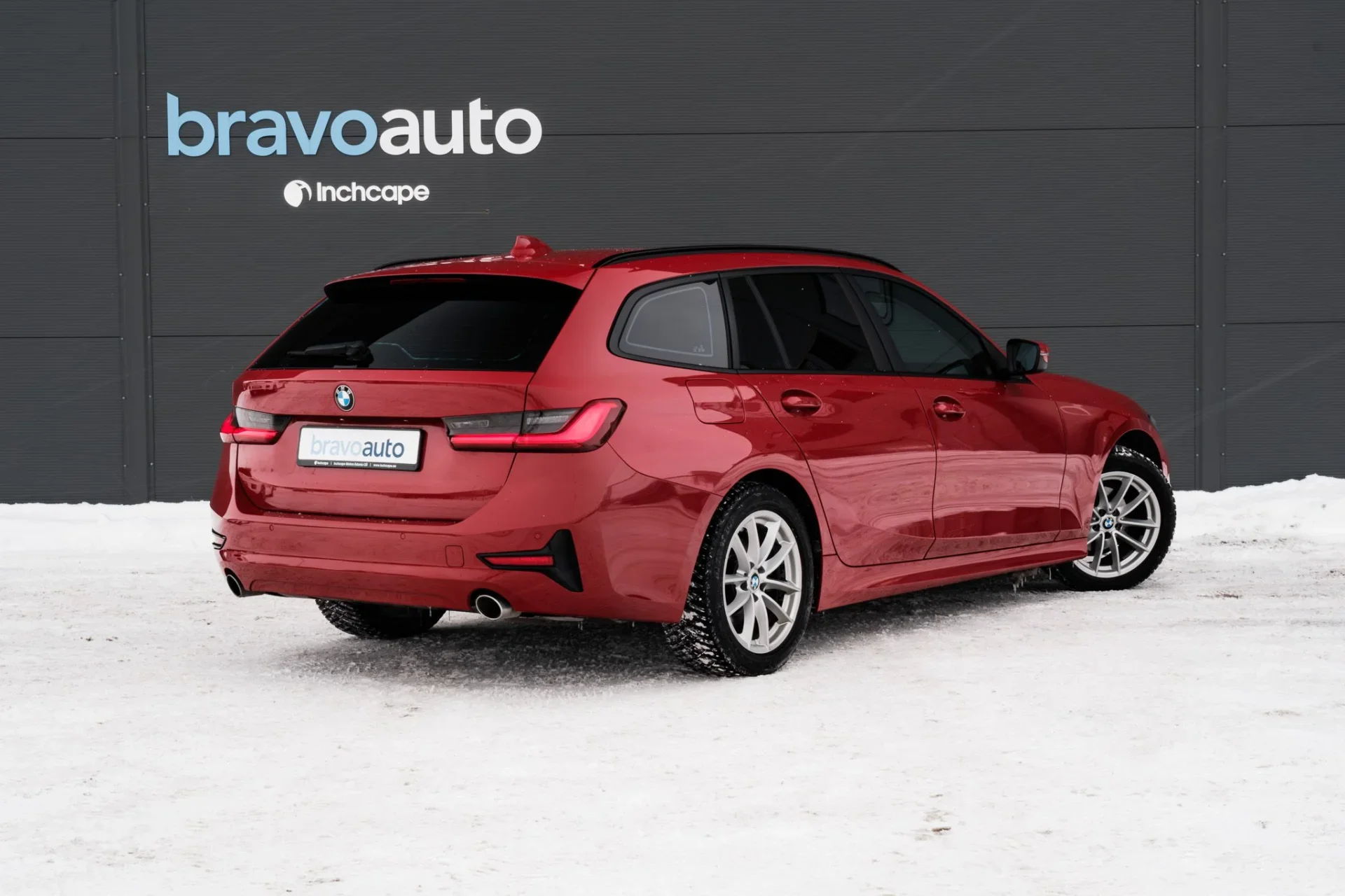 BMW 318 d Touring MHEV 2 110kW