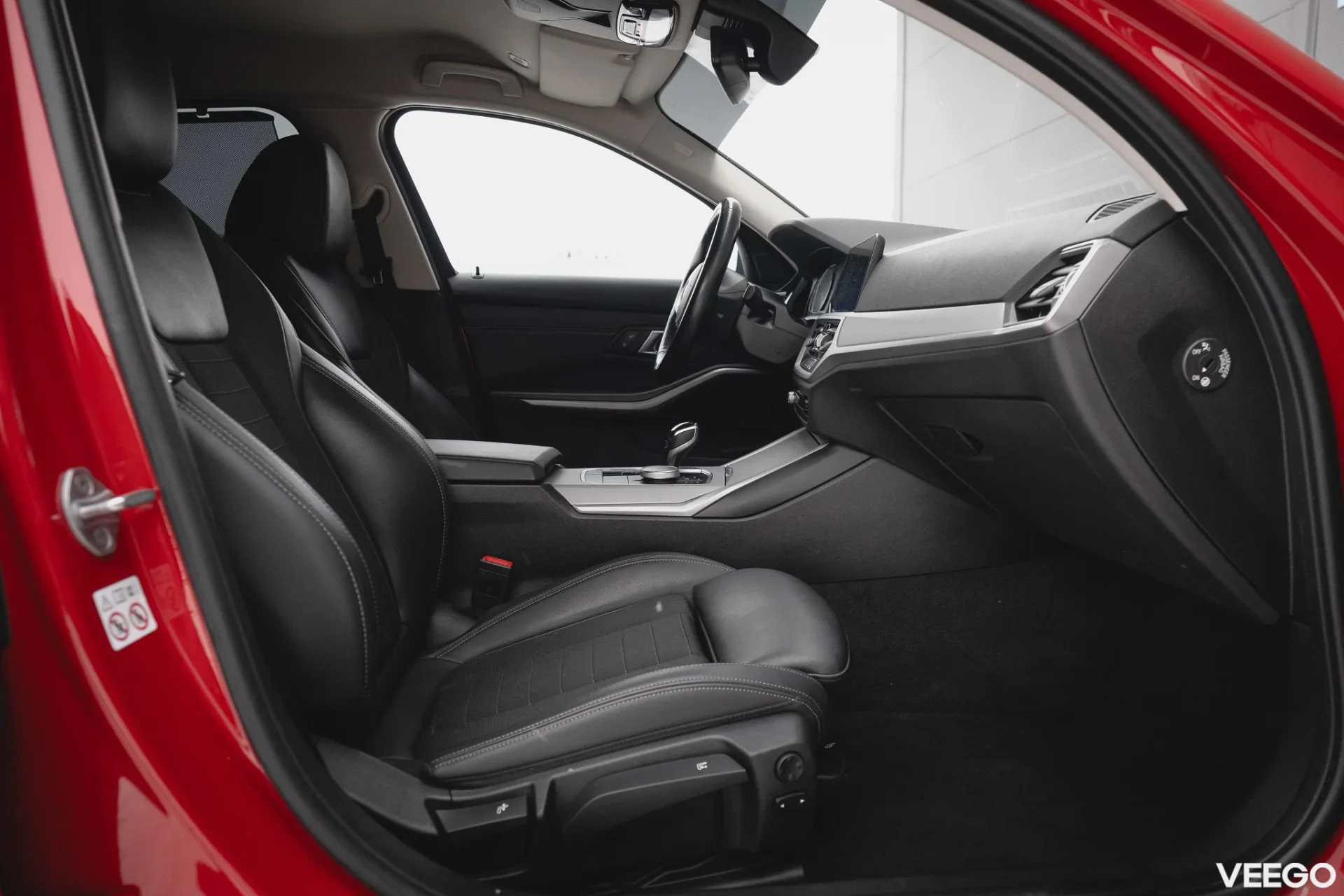 BMW 318 d Touring MHEV 2 110kW