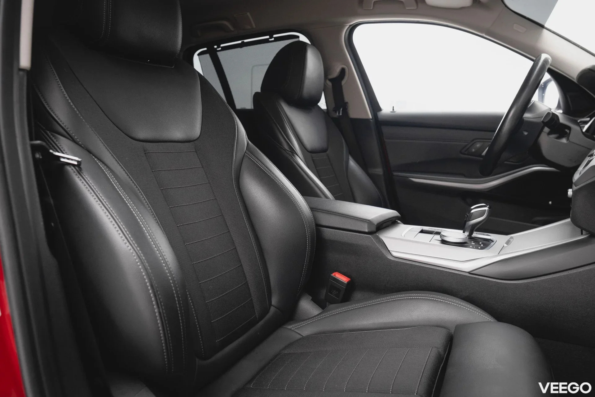 BMW 318 d Touring MHEV 2 110kW