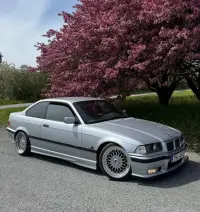 BMW 318 Is 1.8 103kW thumbnail