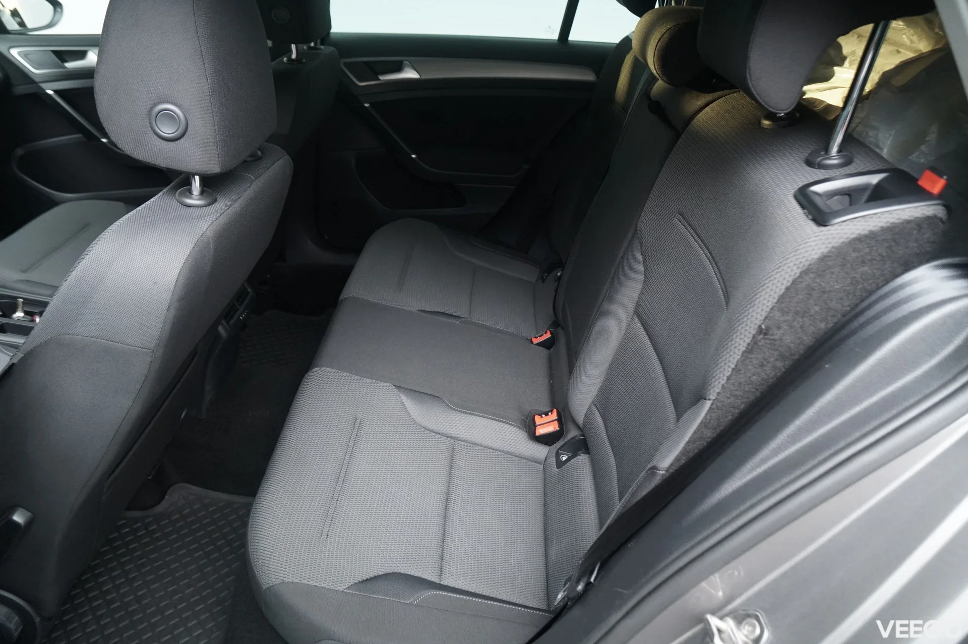 Volkswagen Golf - 1.4 92kW