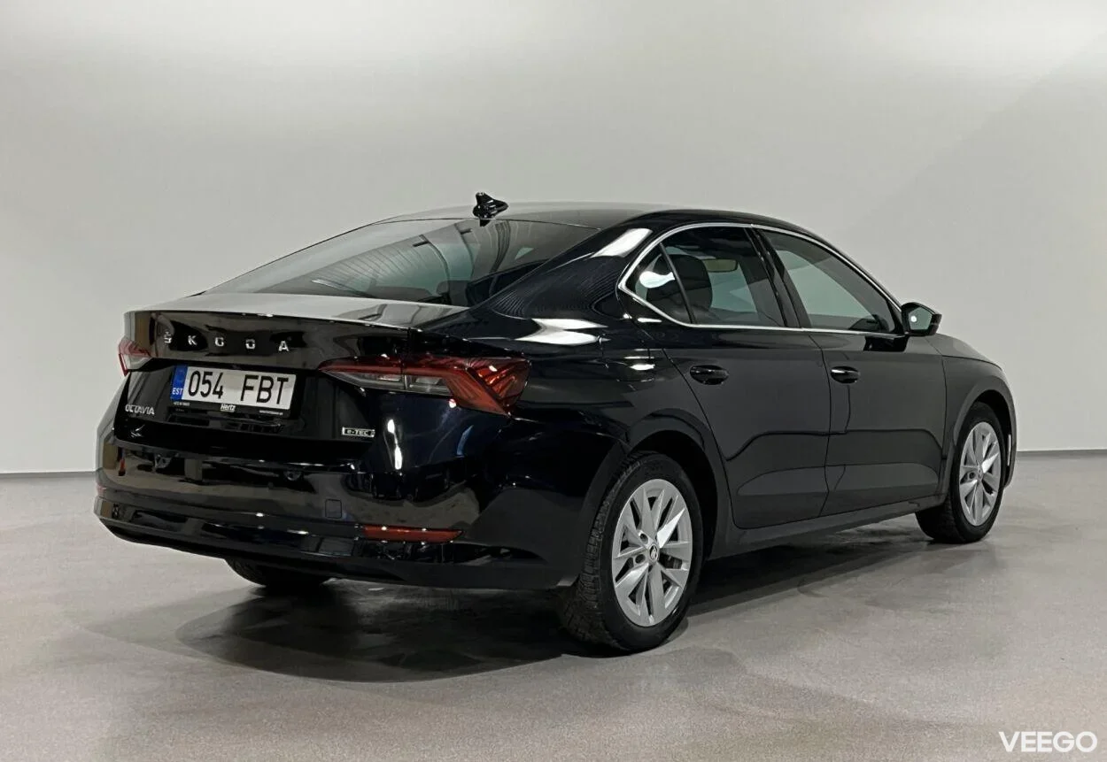 Skoda Octavia HB Elegance 1.5 110kW