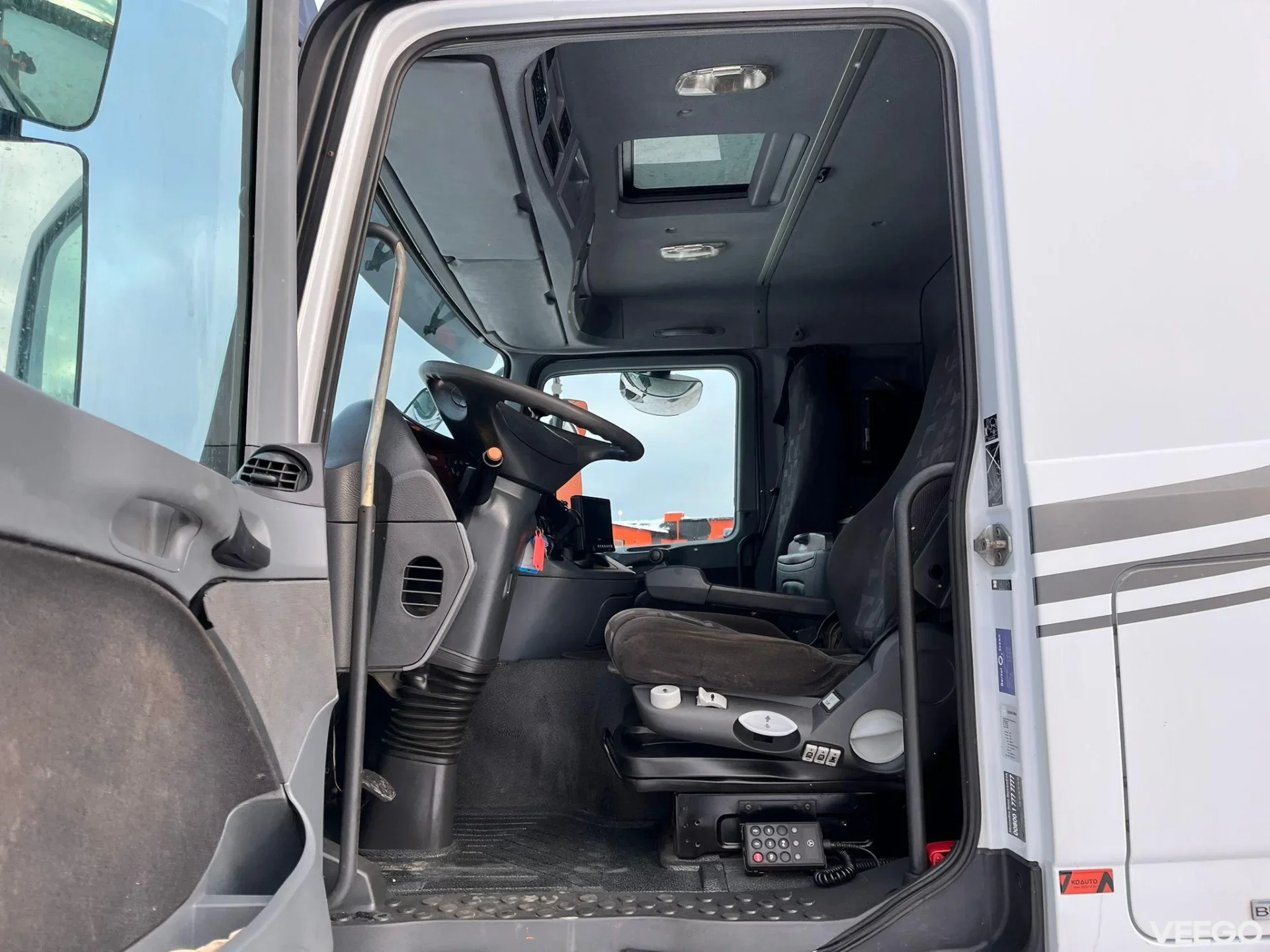 Mercedes-Benz Actros Rolba ADR tank 13000 l / VACUUM Moro M9 / PRESSURE Pratissoli KF36 130 bar / 140 l/min 320kW