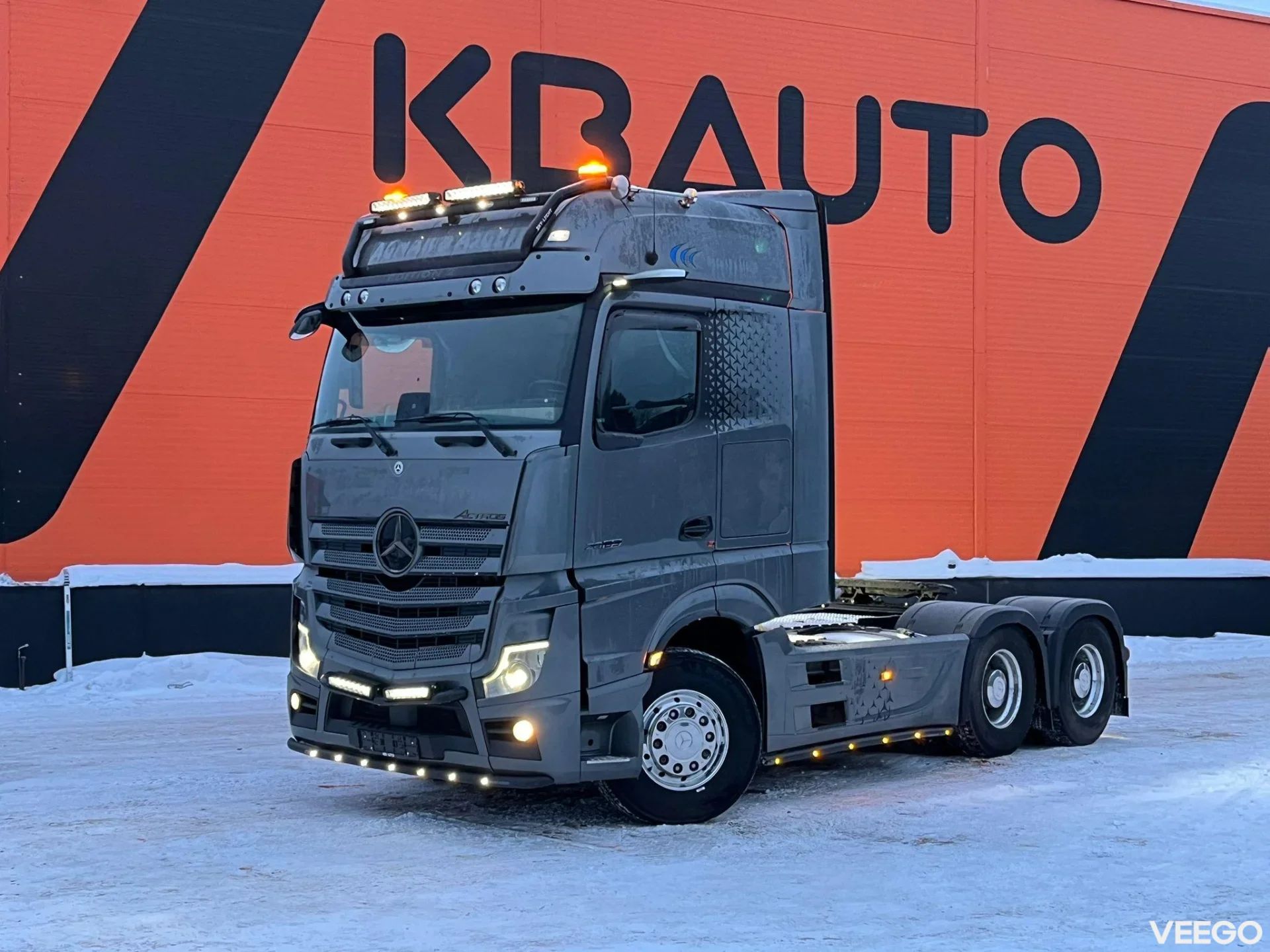 Mercedes-Benz Actros BIG SPACE CAB / RETARDER 460kW