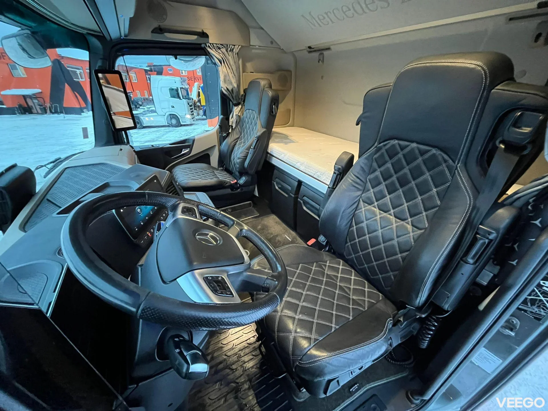 Mercedes-Benz Actros BIG SPACE CAB / RETARDER 460kW