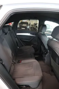 Audi Q5 195kW thumbnail