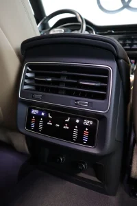 Audi Q8 210kW thumbnail