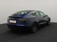 Tesla Model 3 0 208kW thumbnail