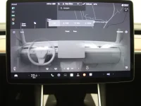 Tesla Model 3 0 208kW thumbnail