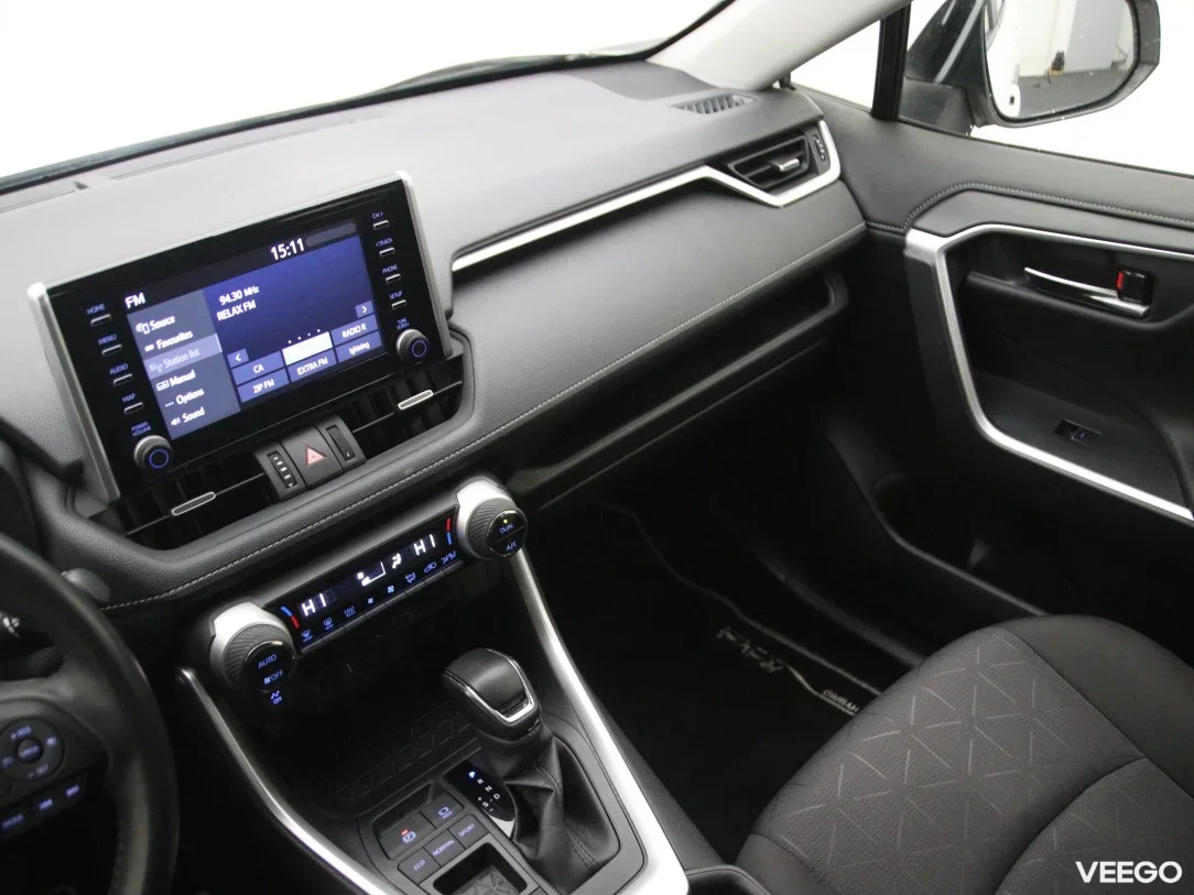 Toyota rav-4 2.5 160kW