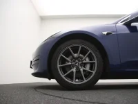 Tesla Model 3 0 208kW thumbnail